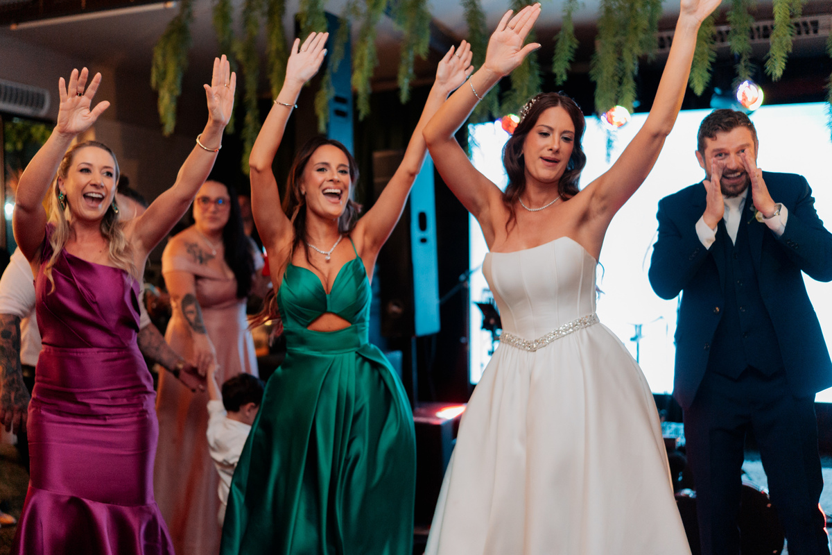 felipe-lopes-fotografia-fotografo-em-osorio-litoral-norte-gaucho-rs-cobertura-de-casamento-em-capao-da-canoa-making-of-dos-noivos-cerimonia-na-igreja-catolica-e-festa-na-saba-em-atlantida