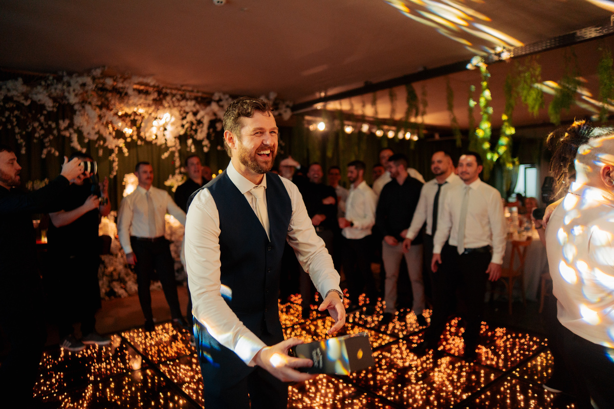 felipe-lopes-fotografia-fotografo-em-osorio-litoral-norte-gaucho-rs-cobertura-de-casamento-em-capao-da-canoa-making-of-dos-noivos-cerimonia-na-igreja-catolica-e-festa-na-saba-em-atlantida