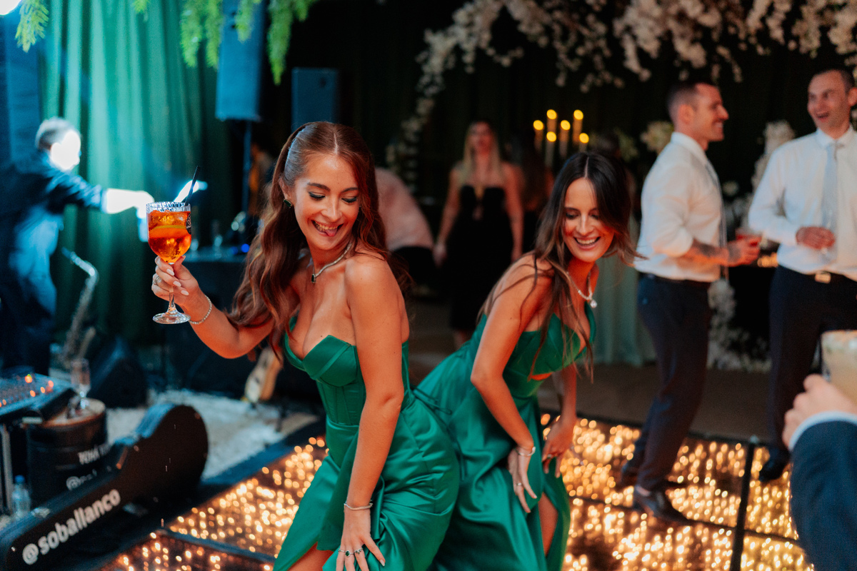 felipe-lopes-fotografia-fotografo-em-osorio-litoral-norte-gaucho-rs-cobertura-de-casamento-em-capao-da-canoa-making-of-dos-noivos-cerimonia-na-igreja-catolica-e-festa-na-saba-em-atlantida