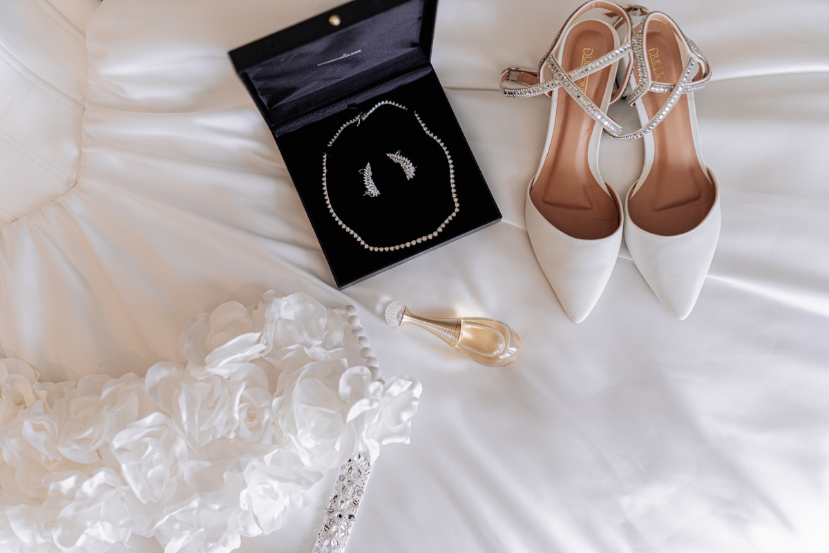 felipe-lopes-fotografia-fotografo-em-osorio-litoral-norte-gaucho-rs-cobertura-de-casamento-em-capao-da-canoa-making-of-dos-noivos-cerimonia-na-igreja-catolica-e-festa-na-saba-em-atlantida