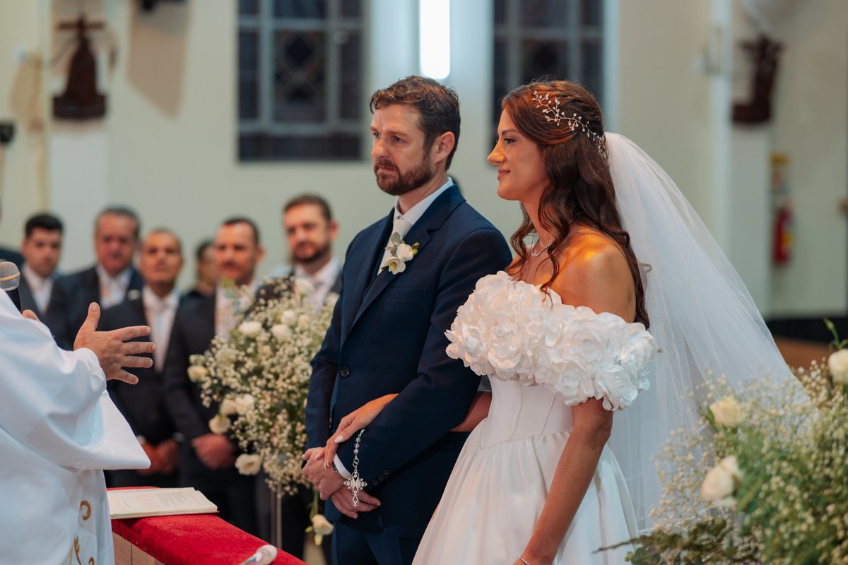 felipe-lopes-fotografia-fotografo-em-osorio-litoral-norte-gaucho-rs-cobertura-de-casamento-em-capao-da-canoa-making-of-dos-noivos-cerimonia-na-igreja-catolica-e-festa-na-saba-em-atlantida