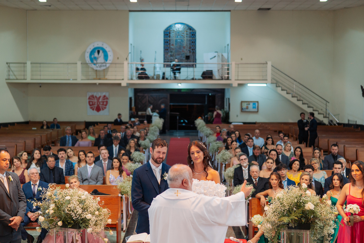 felipe-lopes-fotografia-fotografo-em-osorio-litoral-norte-gaucho-rs-cobertura-de-casamento-em-capao-da-canoa-making-of-dos-noivos-cerimonia-na-igreja-catolica-e-festa-na-saba-em-atlantida