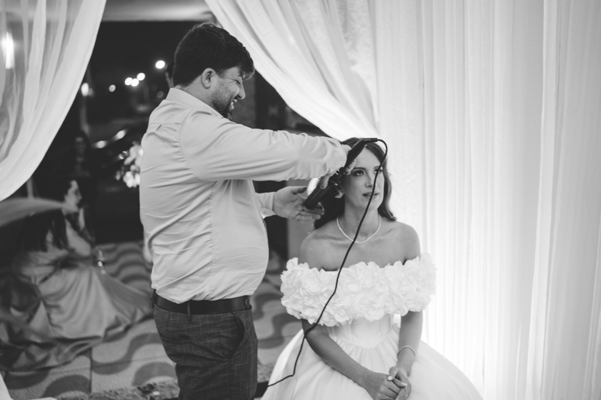 felipe-lopes-fotografia-fotografo-em-osorio-litoral-norte-gaucho-rs-cobertura-de-casamento-em-capao-da-canoa-making-of-dos-noivos-cerimonia-na-igreja-catolica-e-festa-na-saba-em-atlantida