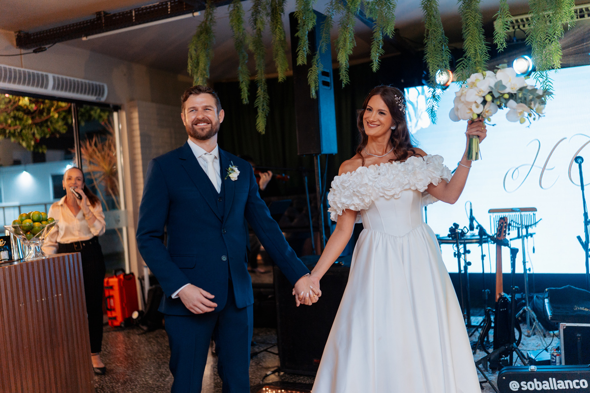 felipe-lopes-fotografia-fotografo-em-osorio-litoral-norte-gaucho-rs-cobertura-de-casamento-em-capao-da-canoa-making-of-dos-noivos-cerimonia-na-igreja-catolica-e-festa-na-saba-em-atlantida