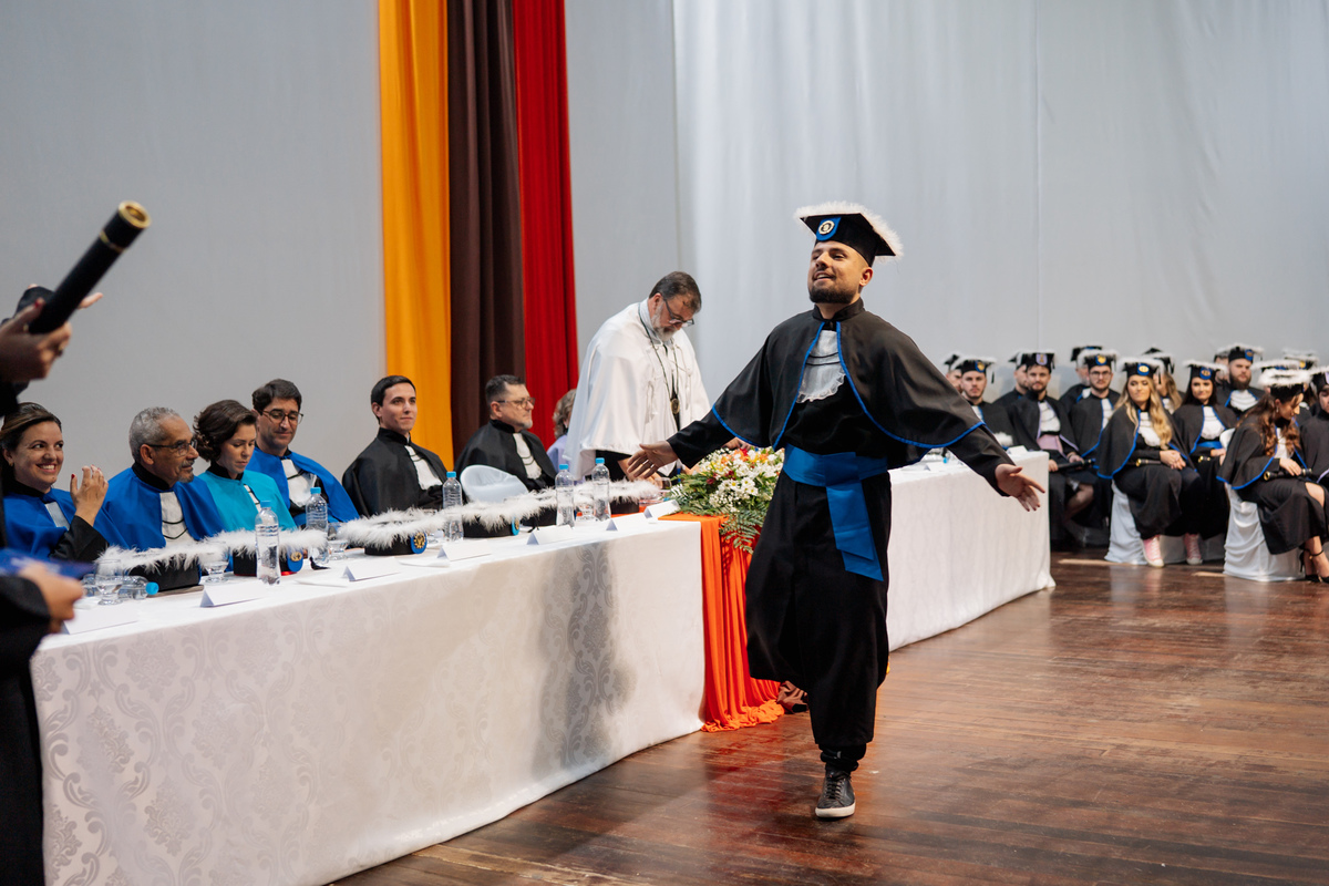 felipe-lopes-fotografia-fotografo-em-osorio-litoral-norte-gaucho-rs-cerimonia-de-formatura-colacao-de-grau-FURG-santo-antonio-da-patrulha-turma-de-engenharia-de-producao