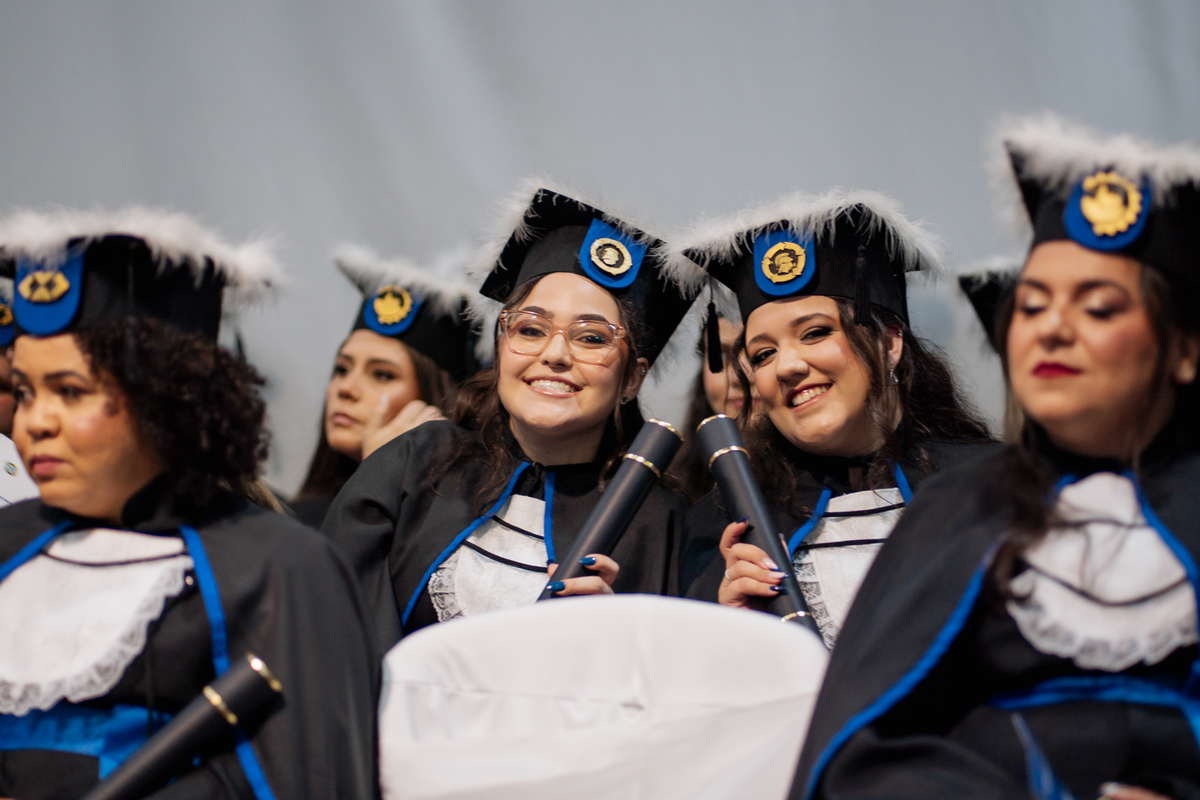 felipe-lopes-fotografia-fotografo-em-osorio-litoral-norte-gaucho-rs-cerimonia-de-formatura-colacao-de-grau-FURG-santo-antonio-da-patrulha-turma-de-engenharia-de-producao