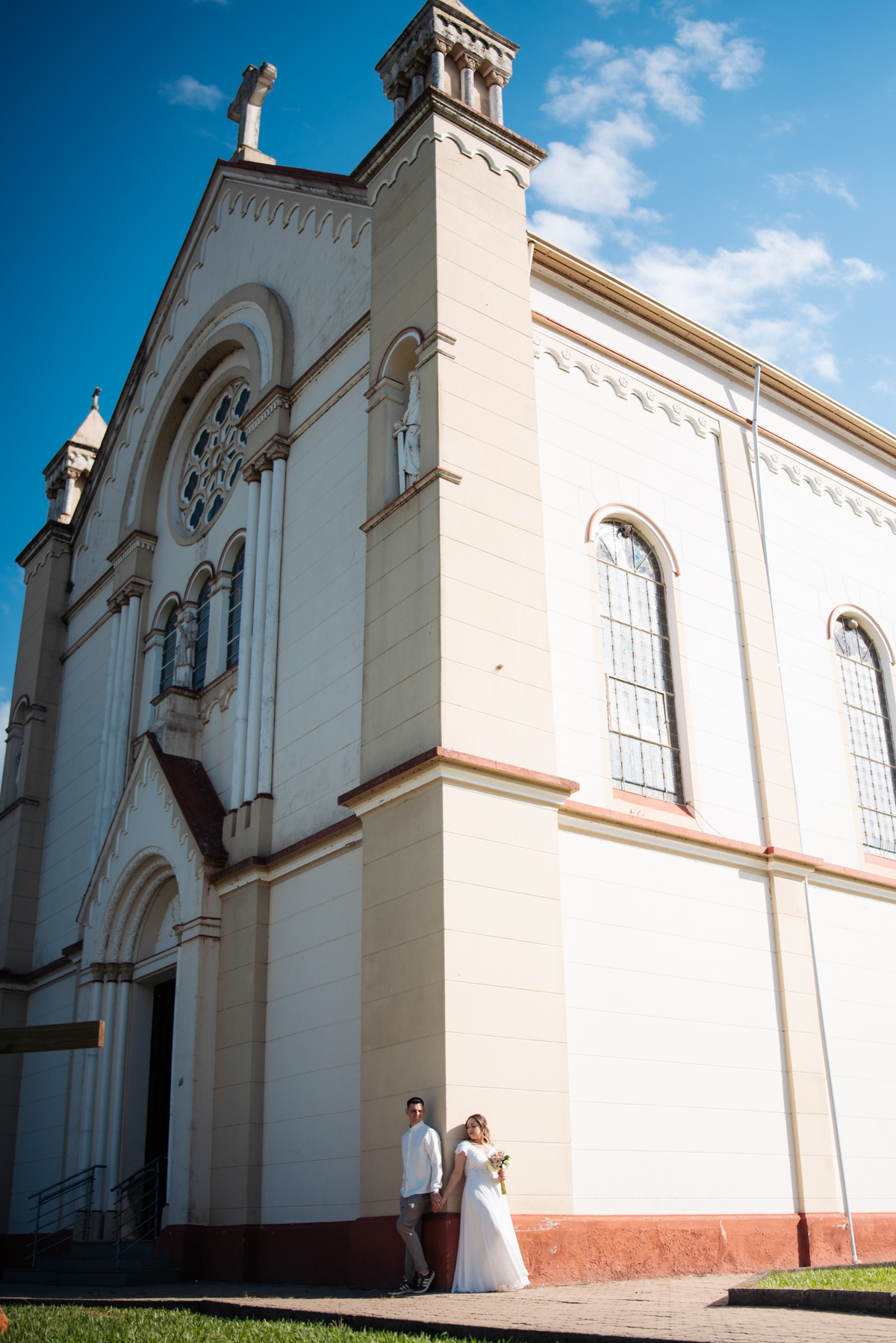 fotografo-em-osorio-litoral-norte-rio-grande-do-sul-felipe-lopes-fotografia-cerimonia-de-casamento-igreja-catolica-noivos-em-maquiné-paroquia-santo-andre-avelino