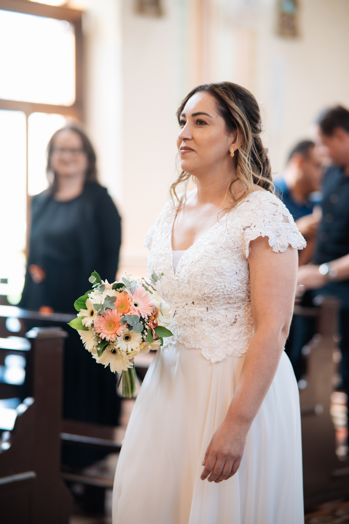 fotografo-em-osorio-litoral-norte-rio-grande-do-sul-felipe-lopes-fotografia-cerimonia-de-casamento-igreja-catolica-noivos-em-maquiné-paroquia-santo-andre-avelino