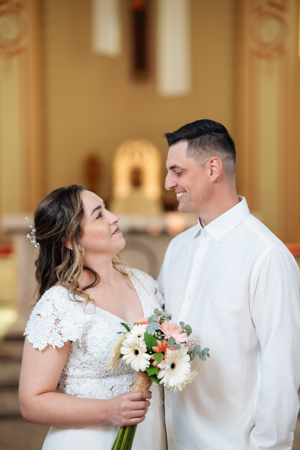 fotografo-em-osorio-litoral-norte-rio-grande-do-sul-felipe-lopes-fotografia-cerimonia-de-casamento-igreja-catolica-noivos-em-maquiné-paroquia-santo-andre-avelino