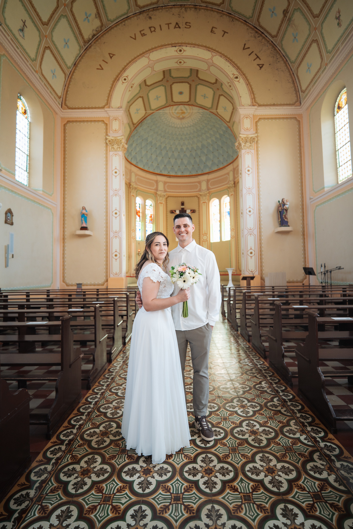 fotografo-em-osorio-litoral-norte-rio-grande-do-sul-felipe-lopes-fotografia-cerimonia-de-casamento-igreja-catolica-noivos-em-maquiné-paroquia-santo-andre-avelino