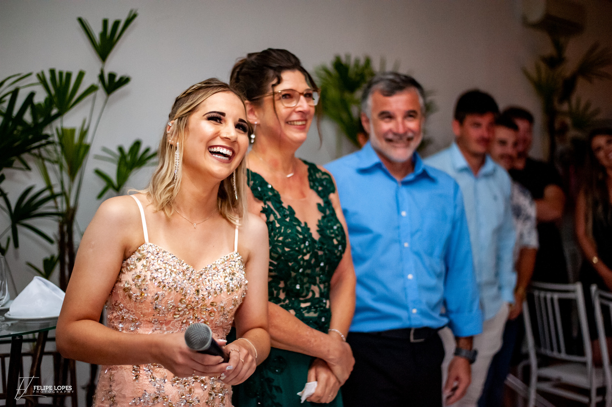 Formatura Med. Vet. - Fernanda Lichtler

Porto Alegre - 08/02/2020