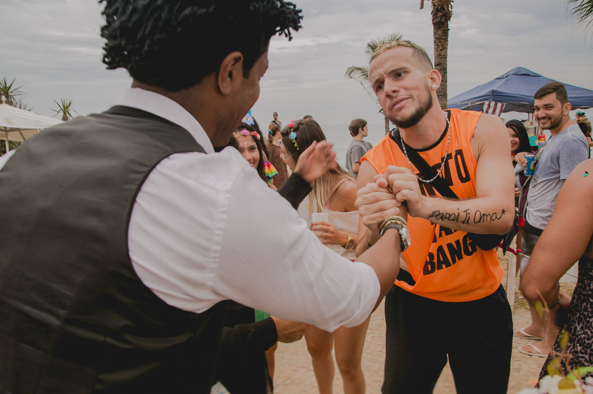 casamento , rio de janeiro, wedding, carnaval, elopement wedding, barra da tijuca, carrossel de emoções, bloco, beach, rj