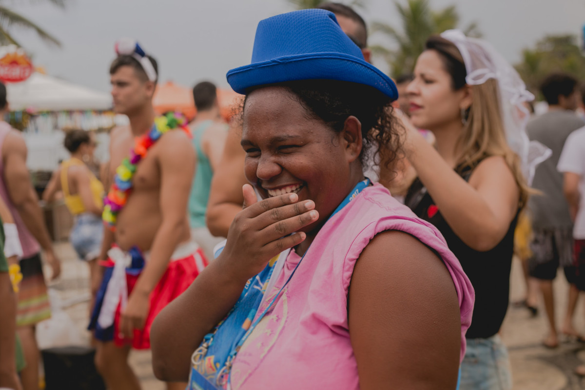 casamento , rio de janeiro, wedding, carnaval, elopement wedding, barra da tijuca, carrossel de emoções, bloco, beach, rj