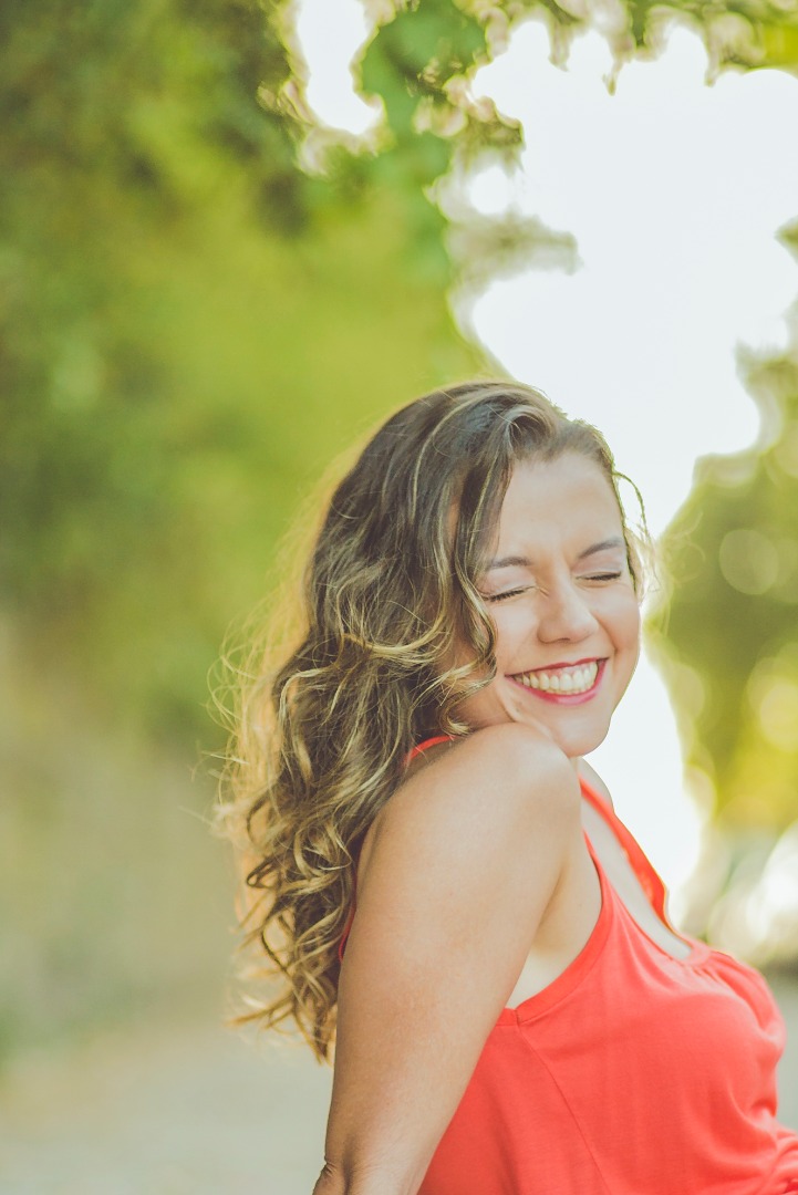 Ensaio, sorriso, verão, Rio de Janeiro, santa teresa, pessoal, ensaio feminino, thais, perfil,  carinho, fotografia, fotógrafo, marco brozzzo
