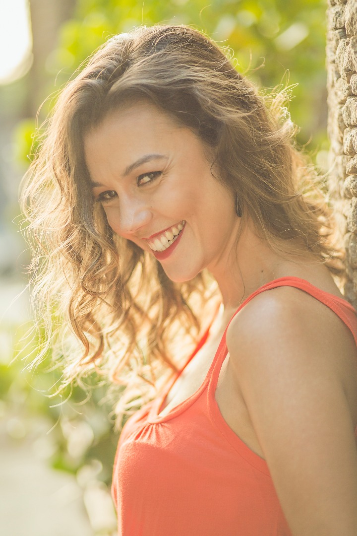 Ensaio, sorriso, verão, Rio de Janeiro, santa teresa, pessoal, ensaio feminino, thais, perfil,  carinho, fotografia, fotógrafo, marco brozzzo