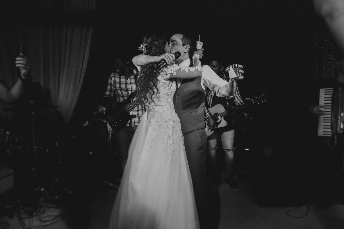 casamento no campo, casamento, noiva, rio de janeiro, lago buriti, renata paraíso, casar no campo, decoração de casamento, fotografia de casamento, marco brozzo fotografia, fernanda suhett, fotografo de casamento, video de casamentos 