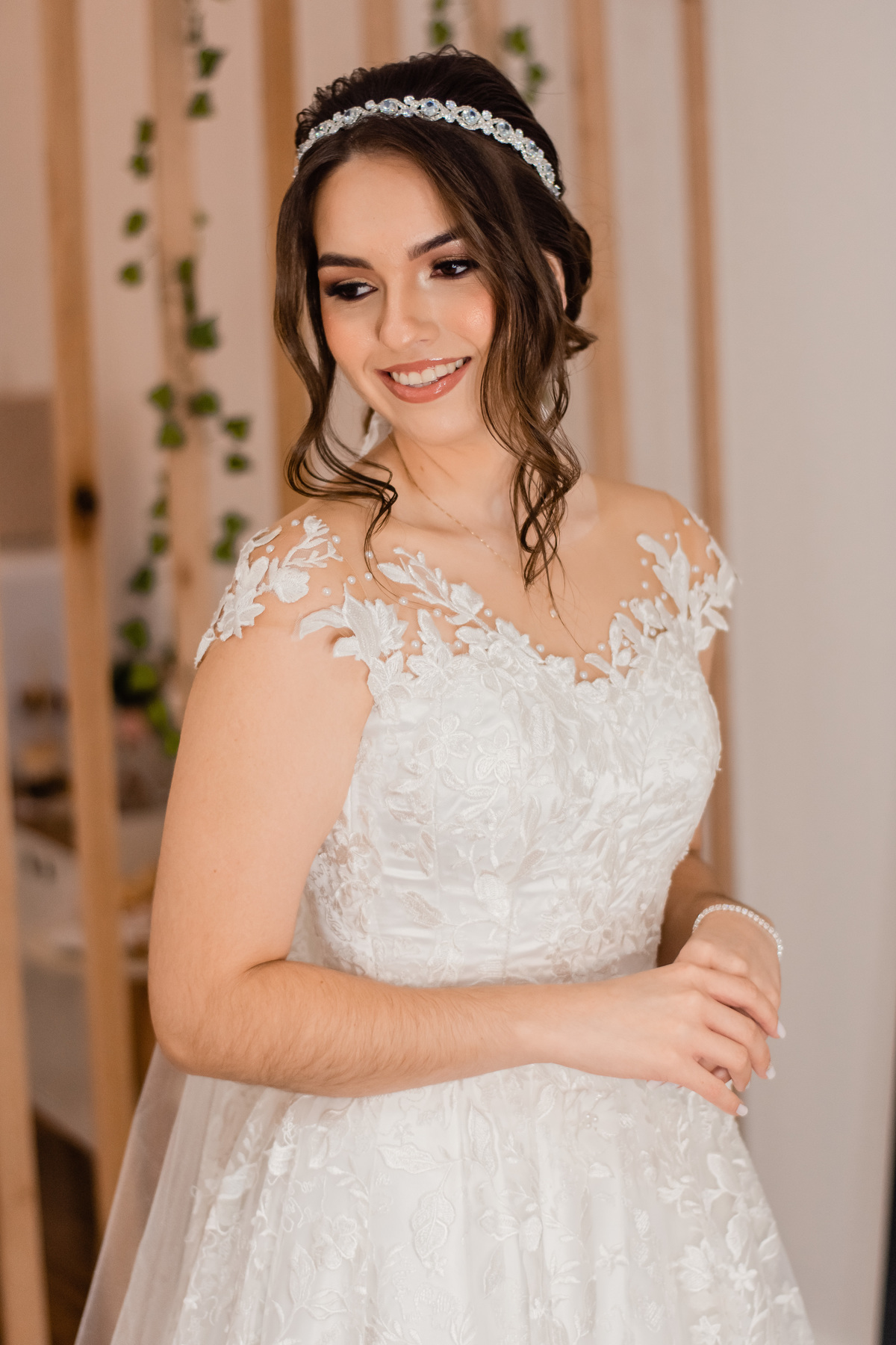 momento da noiva Adurey antes do seu casamento em Cerquilho