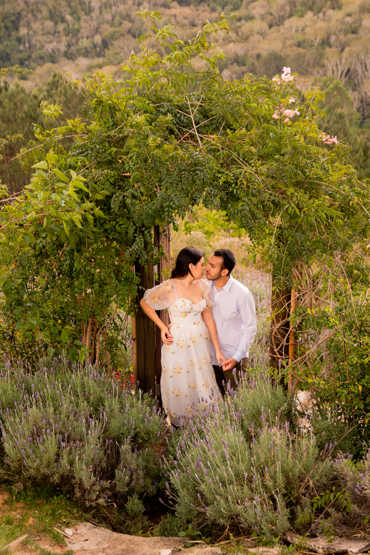ensaio-pre-wedding-piedade-sitio-das-borboletas-jose-cicero-fotografia