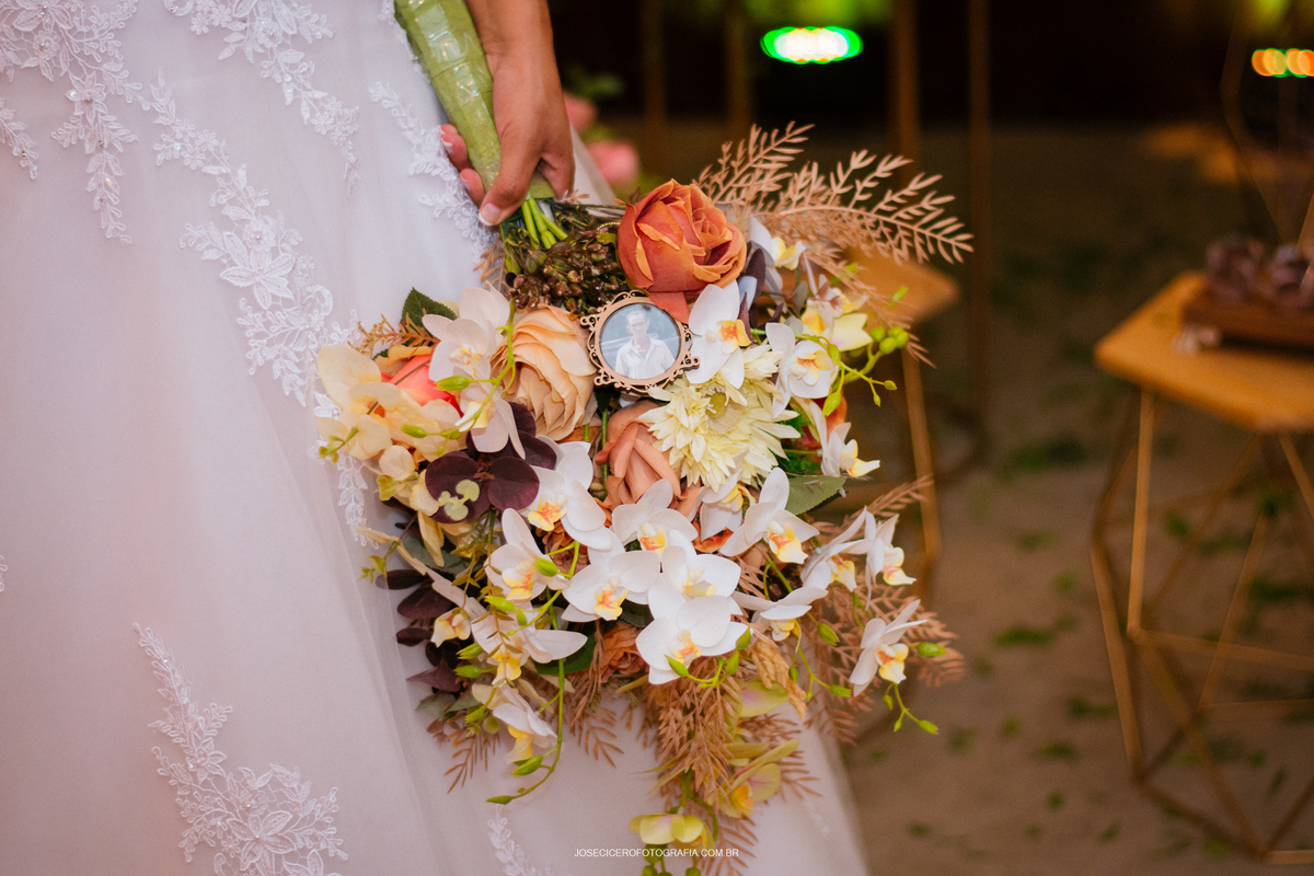 buquê da noiva feito por claudia campos
