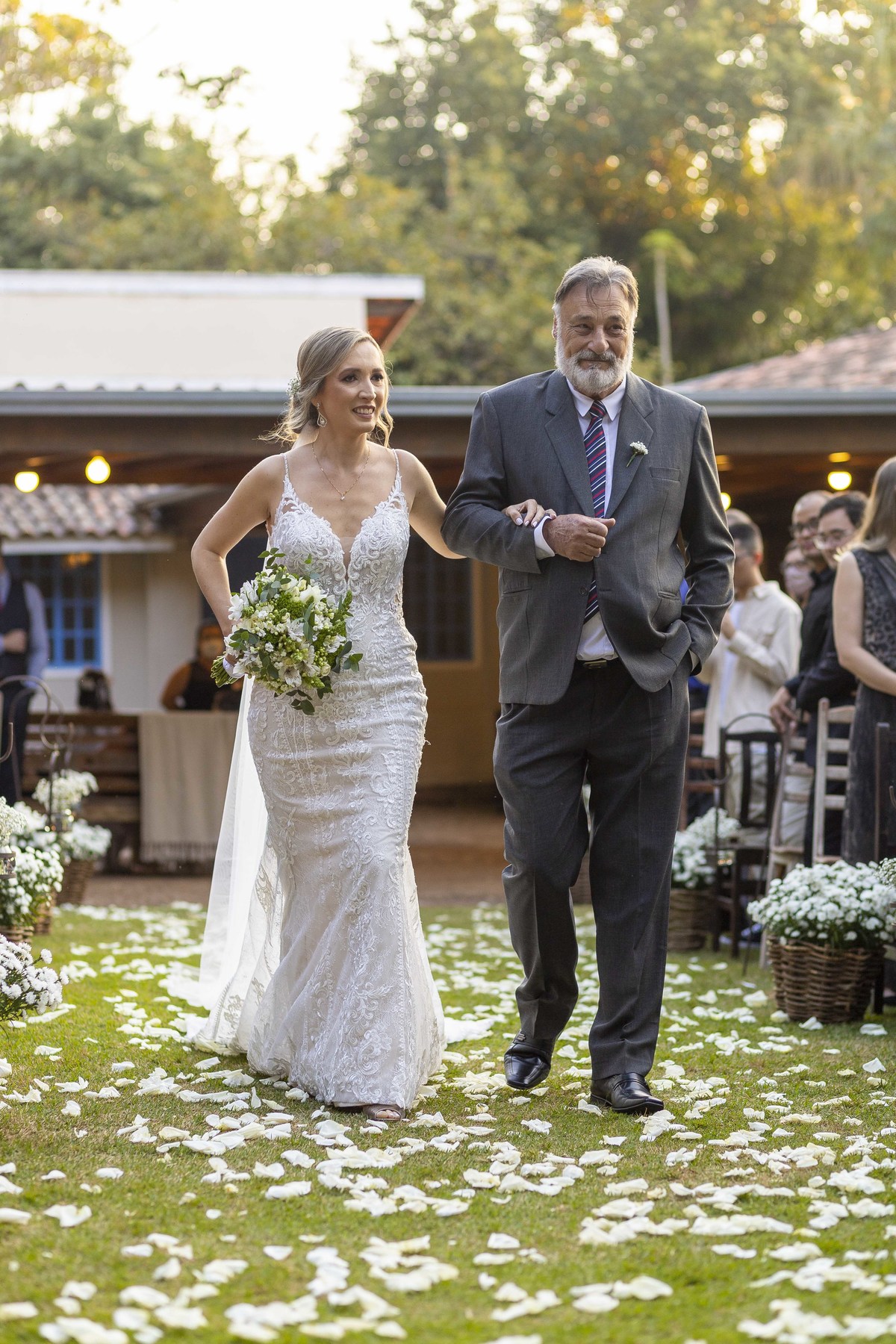 fotos casamento espaço belmonte em sousas campinas sp casal de noivos Bianca e Rodolfo matrimonio em chacara fotos pelo fotografo Denis Silveira especializado em Casamentos