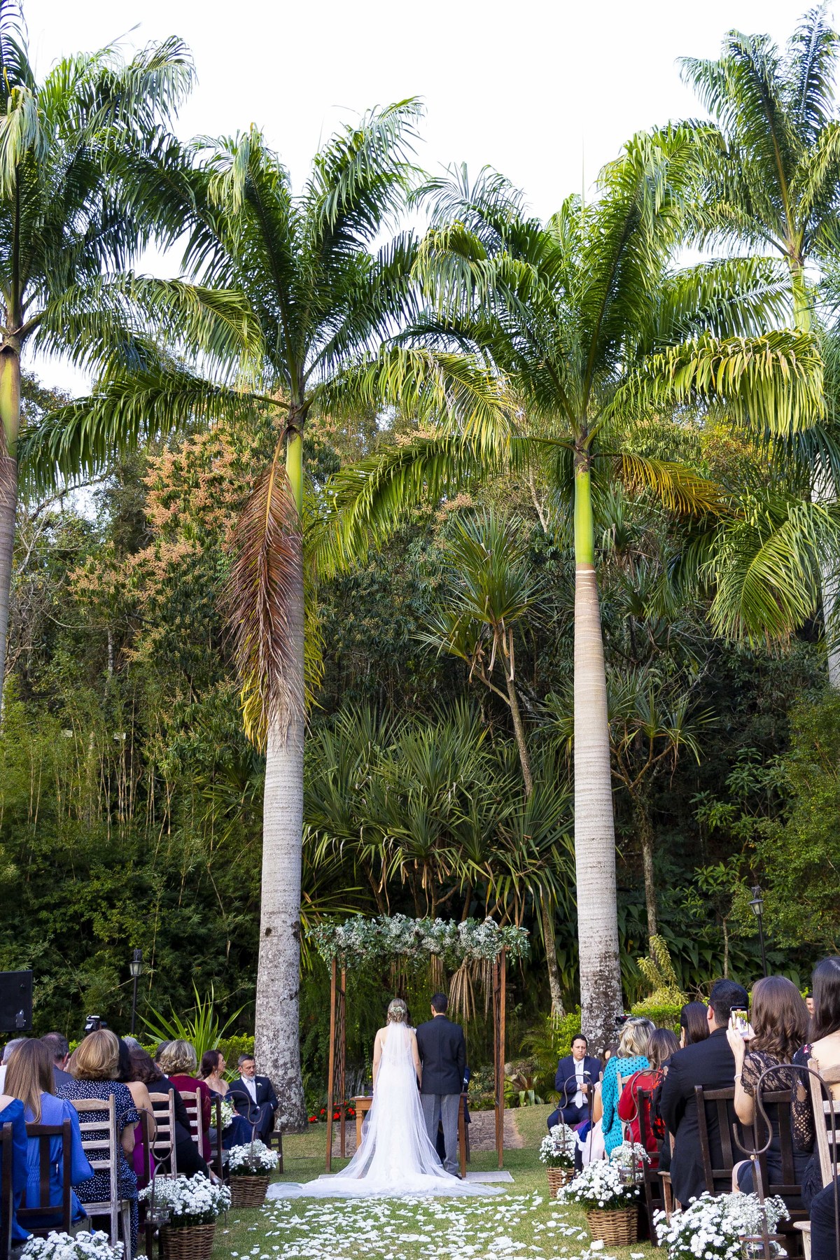 fotos casamento espaço belmonte em sousas campinas sp casal de noivos Bianca e Rodolfo matrimonio em chacara fotos pelo fotografo Denis Silveira especializado em Casamentos