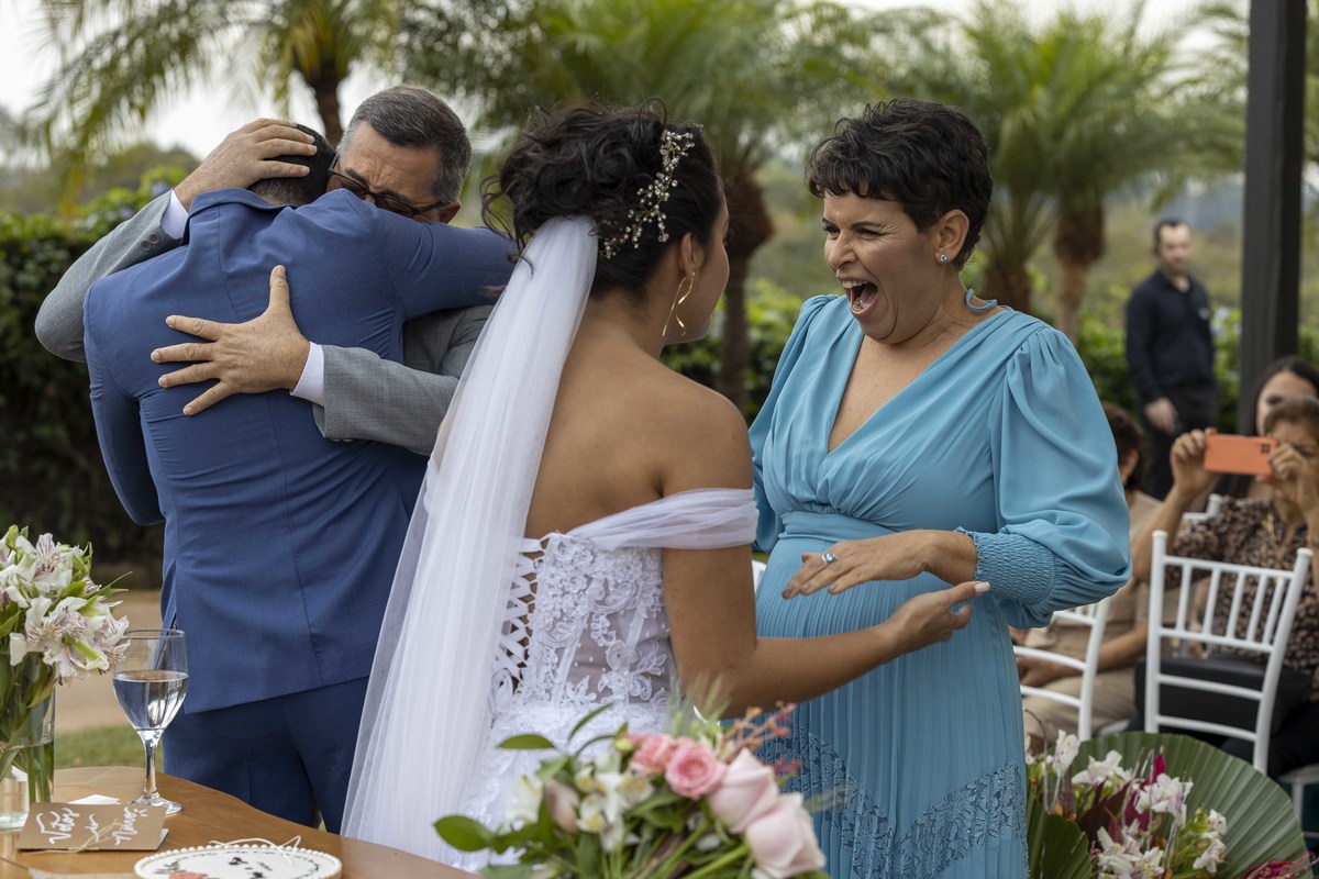 fotos casamento de dia em campinas sp casal noivos beatriz & Iuri espaco barao barão geraldo fotos pelo fotografo Denis Silveira especializado em Casamentos