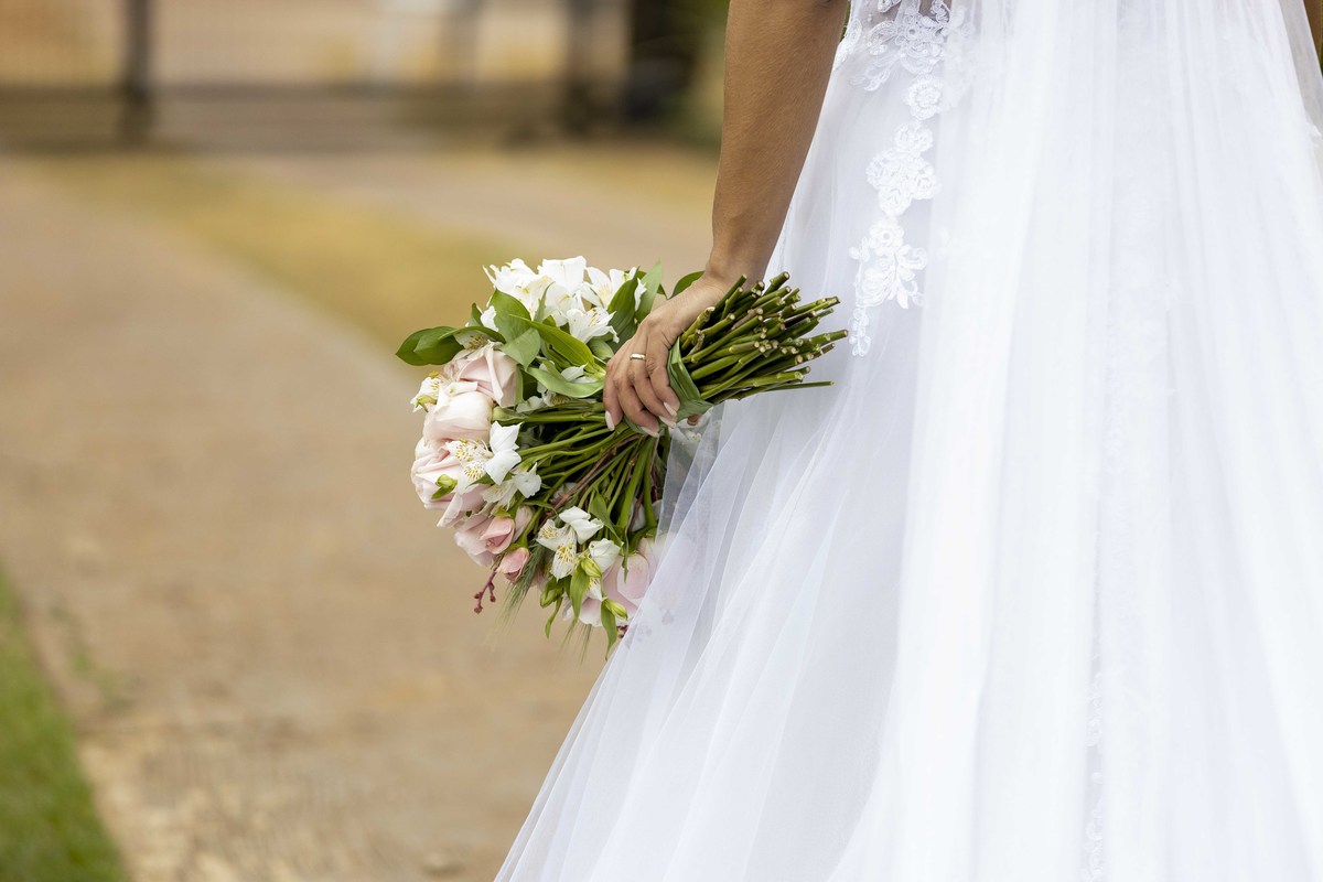fotos casamento de dia em campinas sp casal noivos beatriz & Iuri espaco barao barão geraldo fotos pelo fotografo Denis Silveira especializado em Casamentos