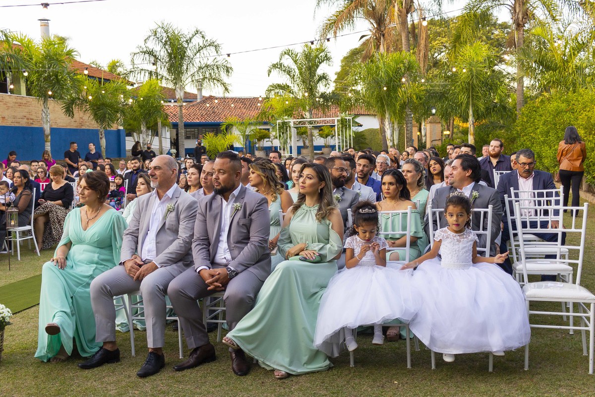 fotos casamento no campo em vinhedo sp casal de noivos barbara e joao espaco vila bella eventos fotografo especializado em casamentos denis silveira fotografia