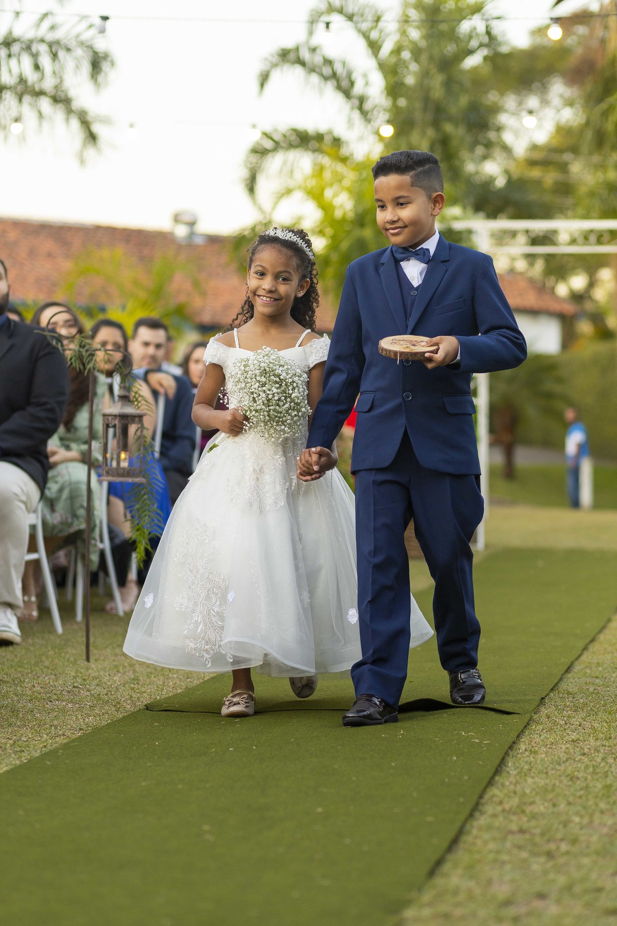 fotos casamento no campo em vinhedo sp casal de noivos barbara e joao espaco vila bella eventos fotografo especializado em casamentos denis silveira fotografia