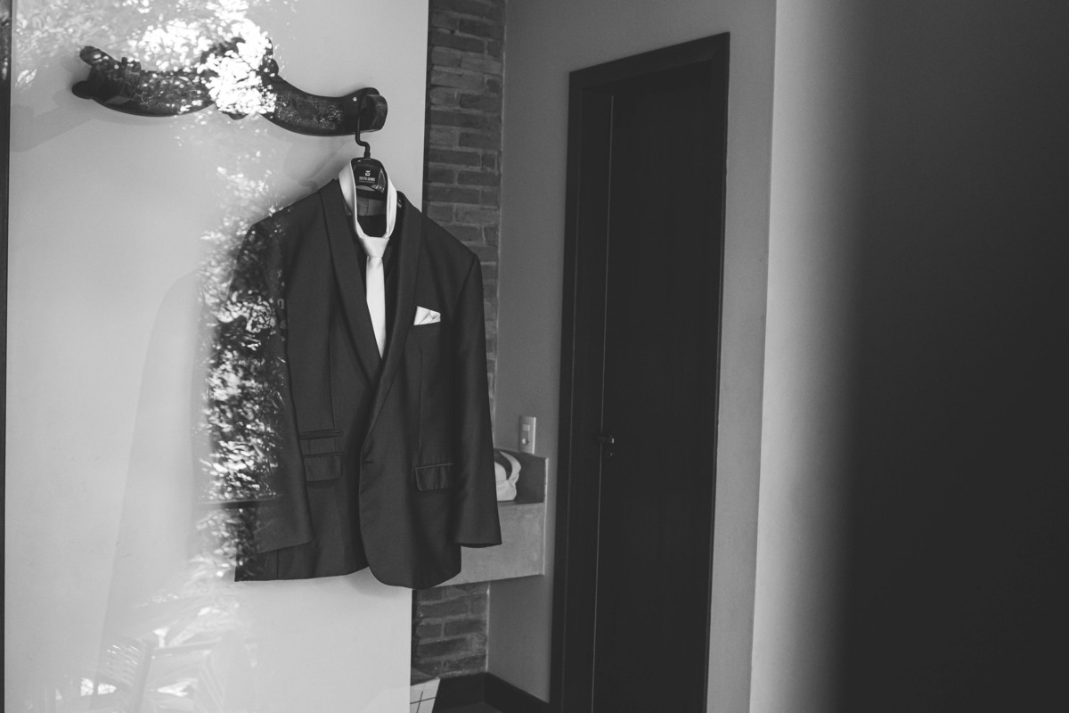 fotos casamento casal noivos Giovanna e Heitor no espaco Callegari em Mairipora SP fotografo especializado em Casamentos Denis Silveira