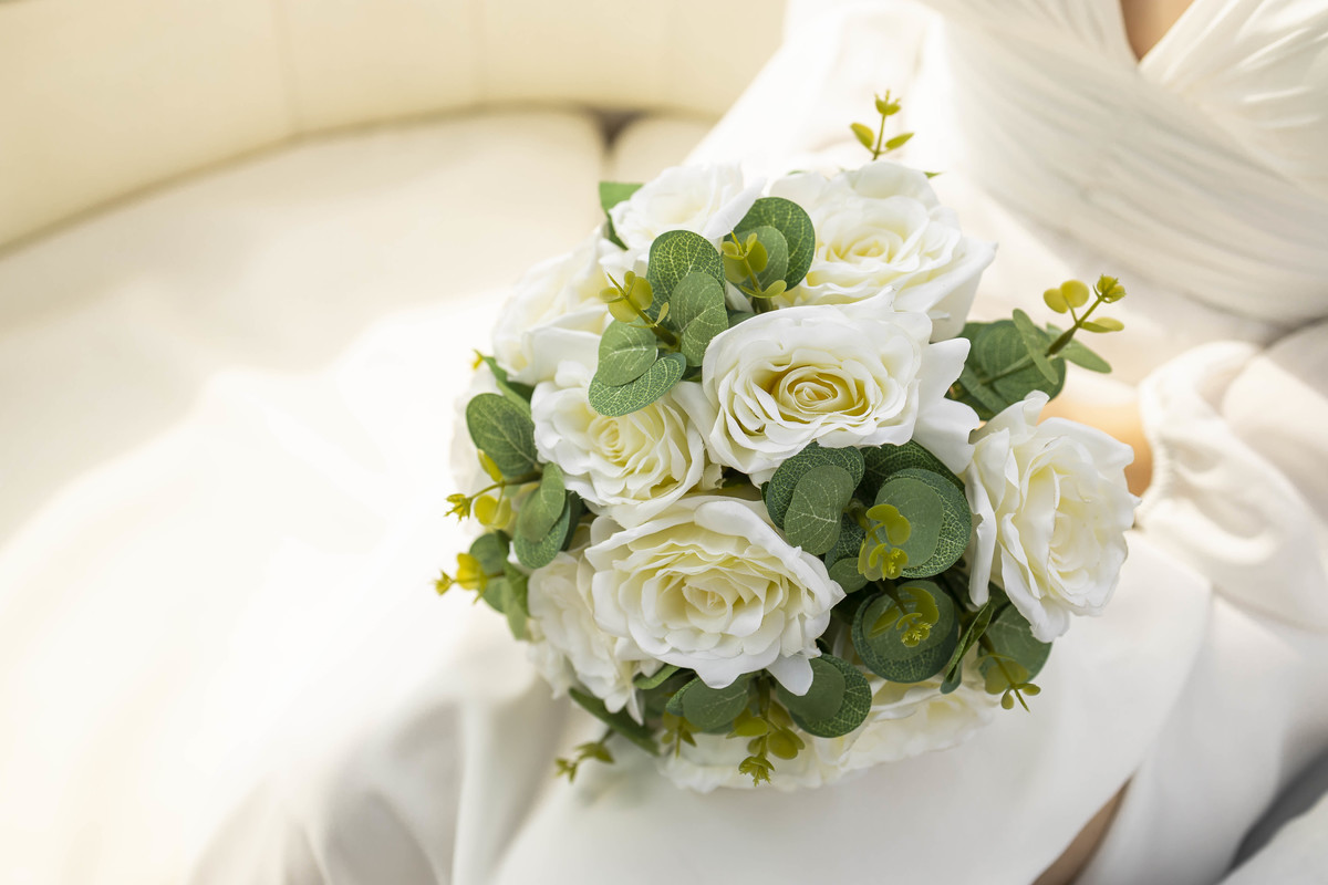 fotos ensaio de casal pré wedding noivos Luana e Antonio passeio de Lancha nos Canyons em Capitolio interior de Minas Gerais Fotógrafo Denis Silveira Fotografia