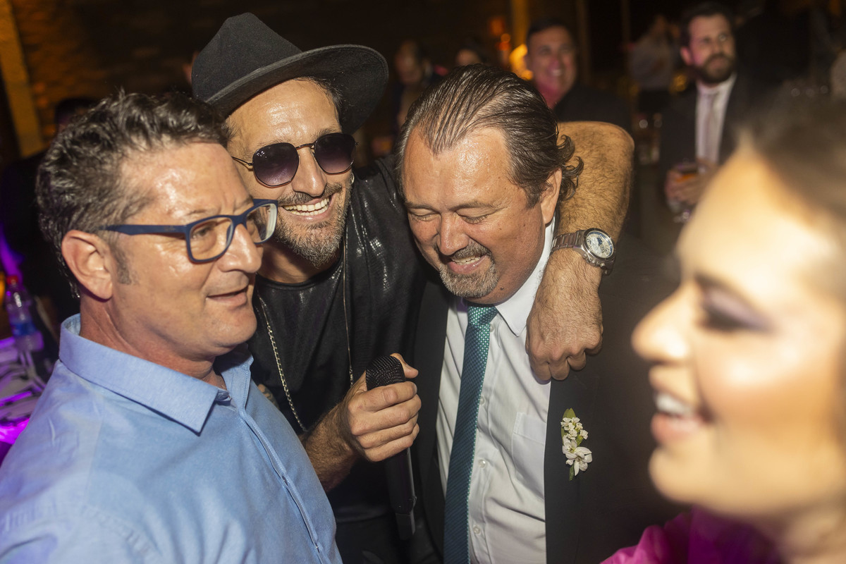 fotos de casamento no espaco Pirahall Eventos em Pirassununga SP casal de noivos Marcela e Fernando fotografia pelo fotografo especializado em Casamentos Denis Silveira