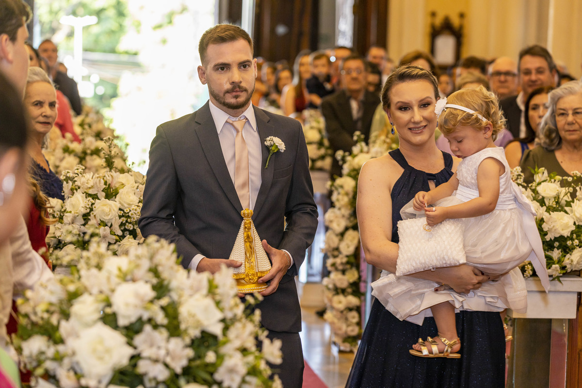 FOTOS CASAMENTO IGREJA CATOLICA MATRIZ VALINHOS SP CASAL DE NOIVOS PRISCILA E NETOR FESTA EM CLUBE ATLETICO VALINHENSE FOTOGRAFO DENIS SILVEIRA FOTOGRAFIA WEDDING PHOTOGRAPHY
