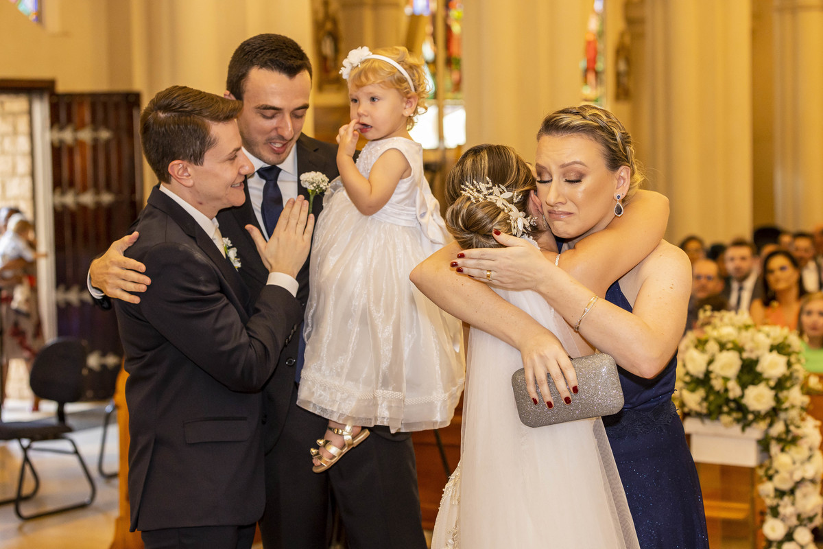 FOTOS CASAMENTO IGREJA CATOLICA MATRIZ VALINHOS SP CASAL DE NOIVOS PRISCILA E NETOR FESTA EM CLUBE ATLETICO VALINHENSE FOTOGRAFO DENIS SILVEIRA FOTOGRAFIA WEDDING PHOTOGRAPHY