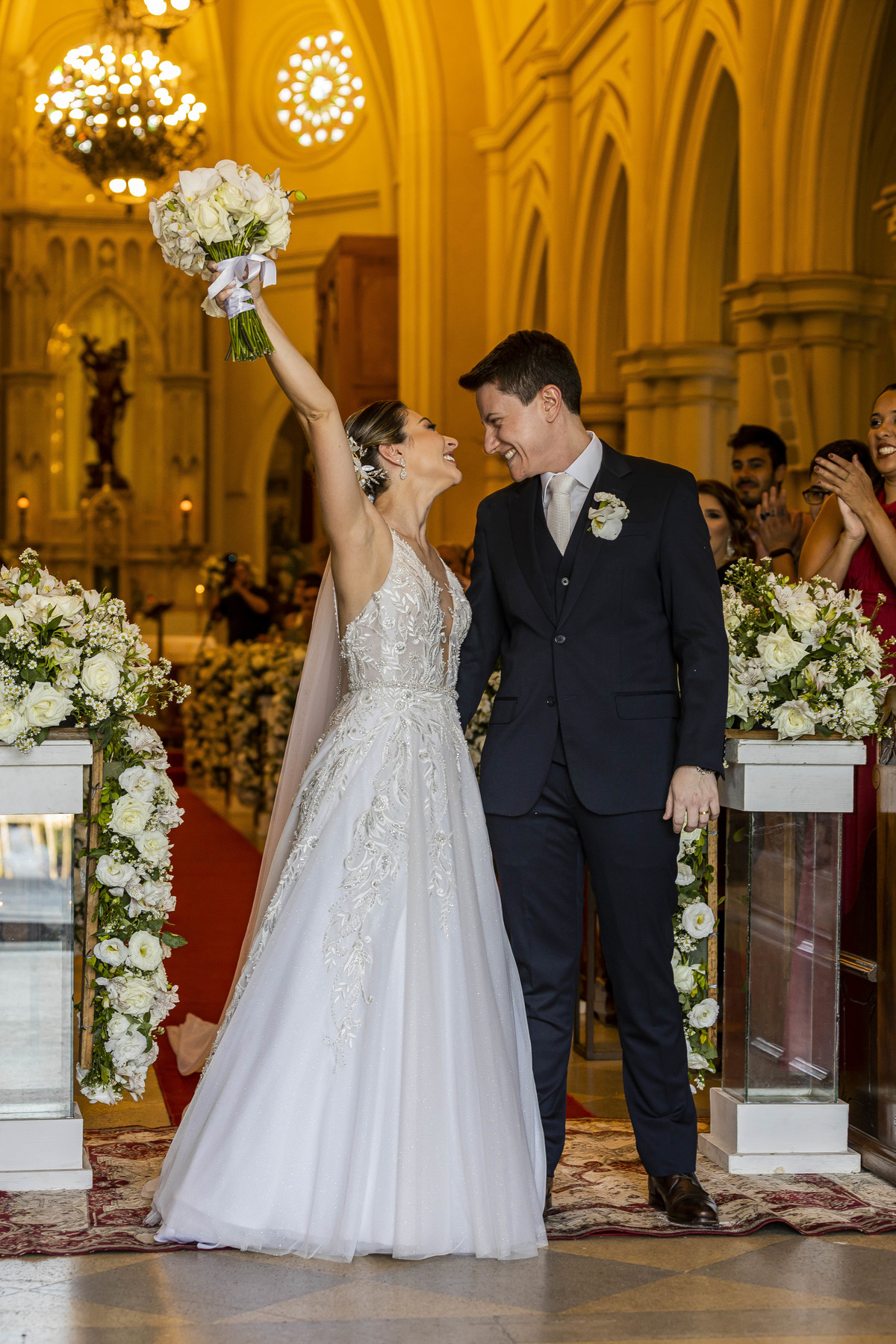 FOTOS CASAMENTO IGREJA CATOLICA MATRIZ VALINHOS SP CASAL DE NOIVOS PRISCILA E NETOR FESTA EM CLUBE ATLETICO VALINHENSE FOTOGRAFO DENIS SILVEIRA FOTOGRAFIA WEDDING PHOTOGRAPHY