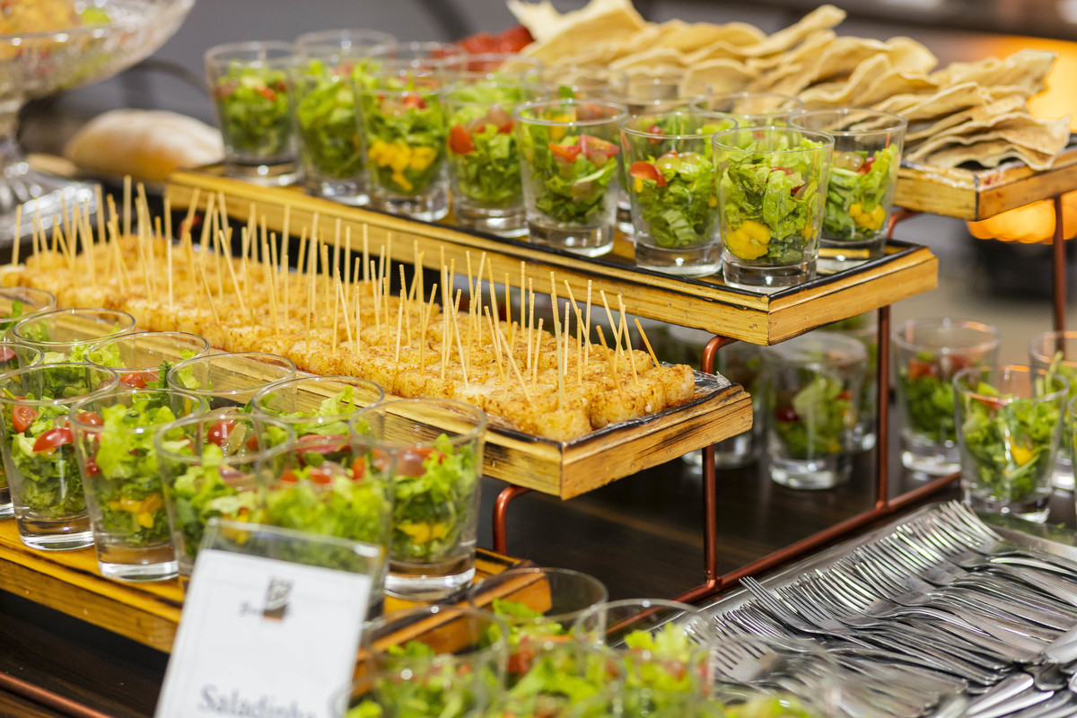 FOTOS CASAMENTO IGREJA CATOLICA MATRIZ VALINHOS SP CASAL DE NOIVOS PRISCILA E NETOR FESTA EM CLUBE ATLETICO VALINHENSE FOTOGRAFO DENIS SILVEIRA FOTOGRAFIA WEDDING PHOTOGRAPHY