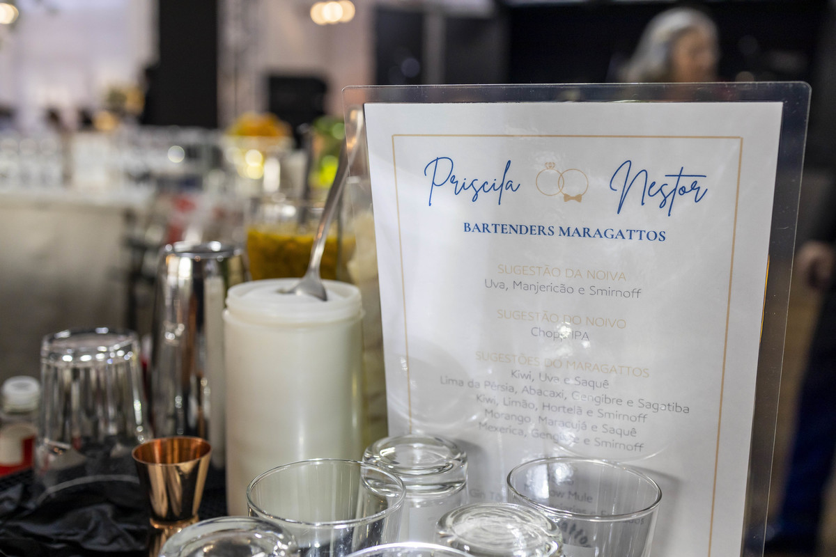 FOTOS CASAMENTO IGREJA CATOLICA MATRIZ VALINHOS SP CASAL DE NOIVOS PRISCILA E NETOR FESTA EM CLUBE ATLETICO VALINHENSE FOTOGRAFO DENIS SILVEIRA FOTOGRAFIA WEDDING PHOTOGRAPHY