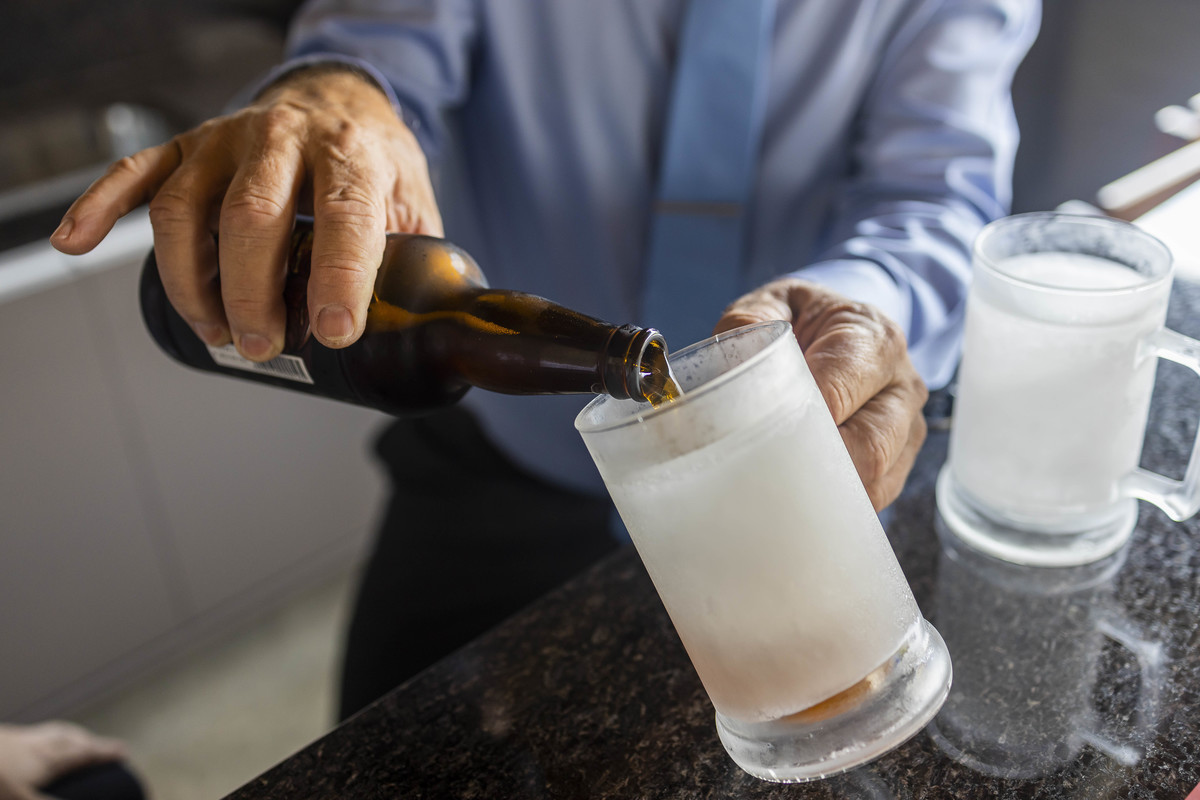 FOTOS CASAMENTO IGREJA CATOLICA MATRIZ VALINHOS SP CASAL DE NOIVOS PRISCILA E NETOR FESTA EM CLUBE ATLETICO VALINHENSE FOTOGRAFO DENIS SILVEIRA FOTOGRAFIA WEDDING PHOTOGRAPHY