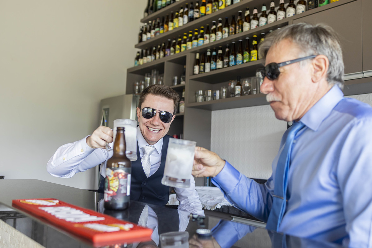 FOTOS CASAMENTO IGREJA CATOLICA MATRIZ VALINHOS SP CASAL DE NOIVOS PRISCILA E NETOR FESTA EM CLUBE ATLETICO VALINHENSE FOTOGRAFO DENIS SILVEIRA FOTOGRAFIA WEDDING PHOTOGRAPHY