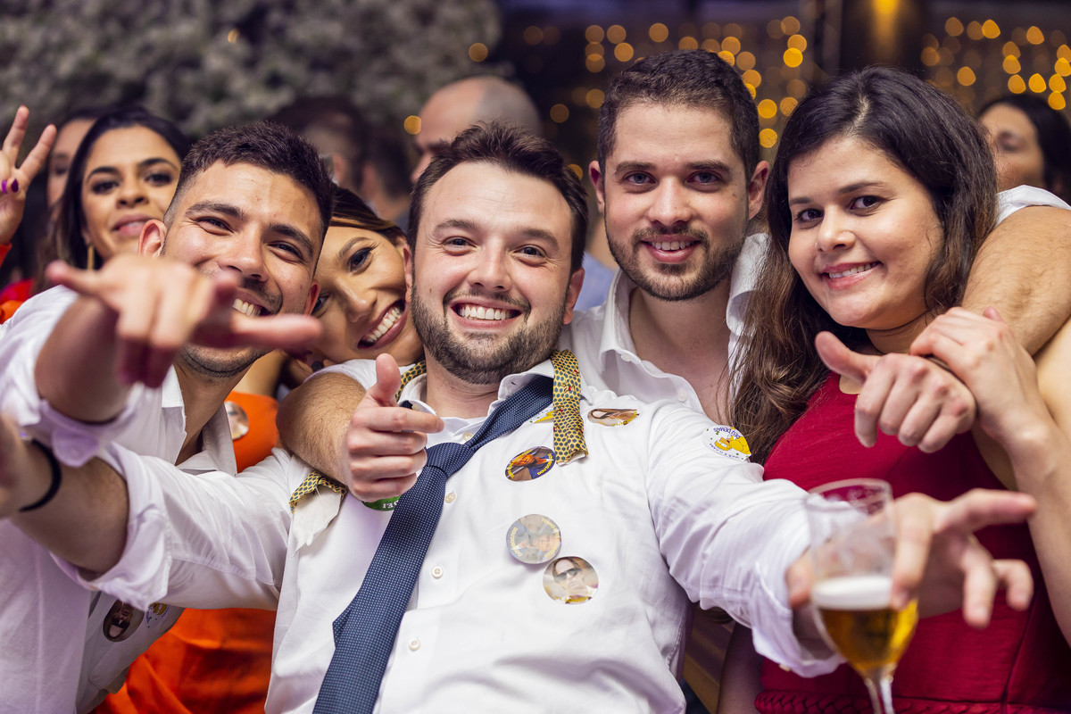 FOTOS CASAMENTO IGREJA CATOLICA MATRIZ VALINHOS SP CASAL DE NOIVOS PRISCILA E NETOR FESTA EM CLUBE ATLETICO VALINHENSE FOTOGRAFO DENIS SILVEIRA FOTOGRAFIA WEDDING PHOTOGRAPHY