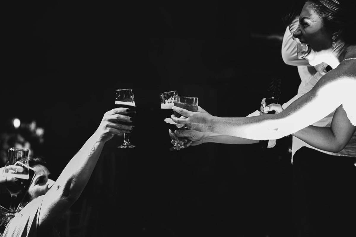 FOTOS CASAMENTO IGREJA CATOLICA MATRIZ VALINHOS SP CASAL DE NOIVOS PRISCILA E NETOR FESTA EM CLUBE ATLETICO VALINHENSE FOTOGRAFO DENIS SILVEIRA FOTOGRAFIA WEDDING PHOTOGRAPHY