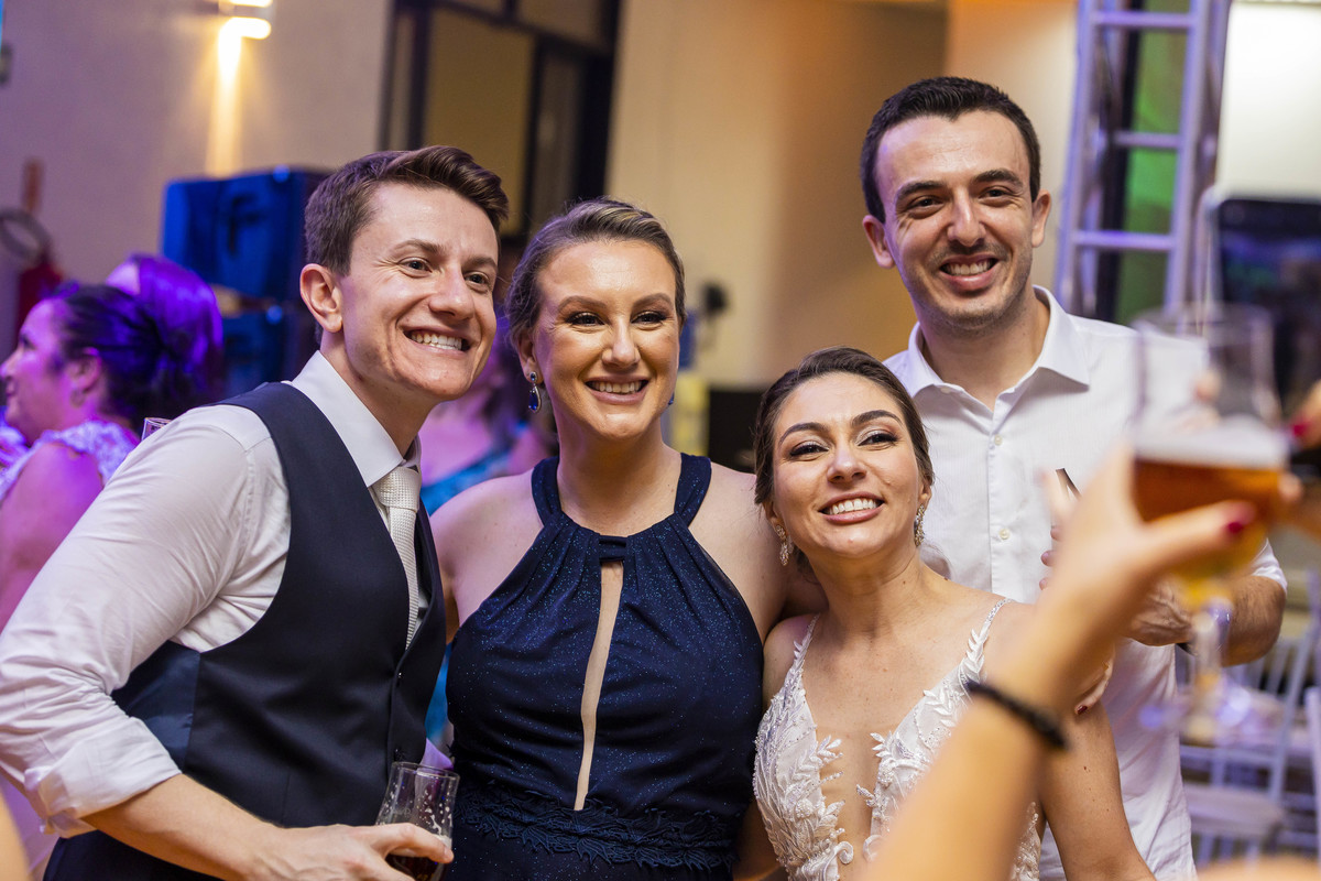 FOTOS CASAMENTO IGREJA CATOLICA MATRIZ VALINHOS SP CASAL DE NOIVOS PRISCILA E NETOR FESTA EM CLUBE ATLETICO VALINHENSE FOTOGRAFO DENIS SILVEIRA FOTOGRAFIA WEDDING PHOTOGRAPHY