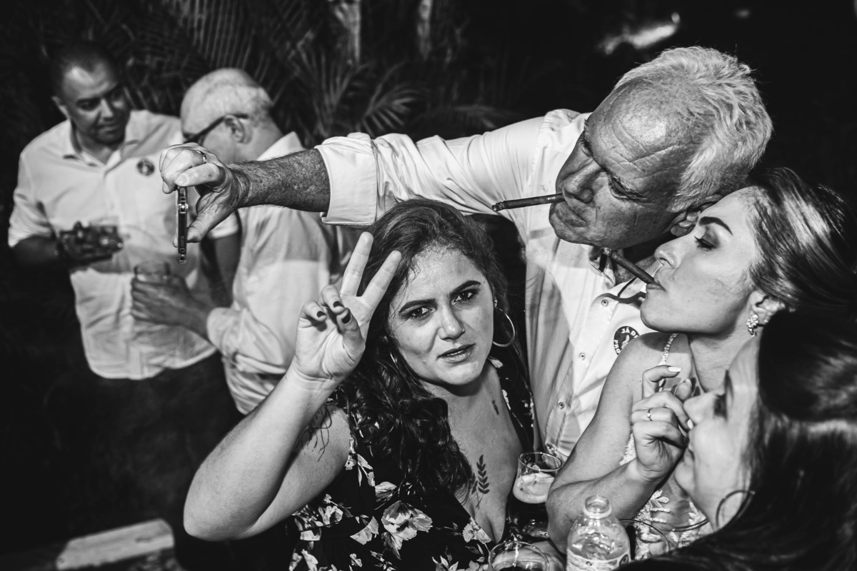 FOTOS CASAMENTO IGREJA CATOLICA MATRIZ VALINHOS SP CASAL DE NOIVOS PRISCILA E NETOR FESTA EM CLUBE ATLETICO VALINHENSE FOTOGRAFO DENIS SILVEIRA FOTOGRAFIA WEDDING PHOTOGRAPHY