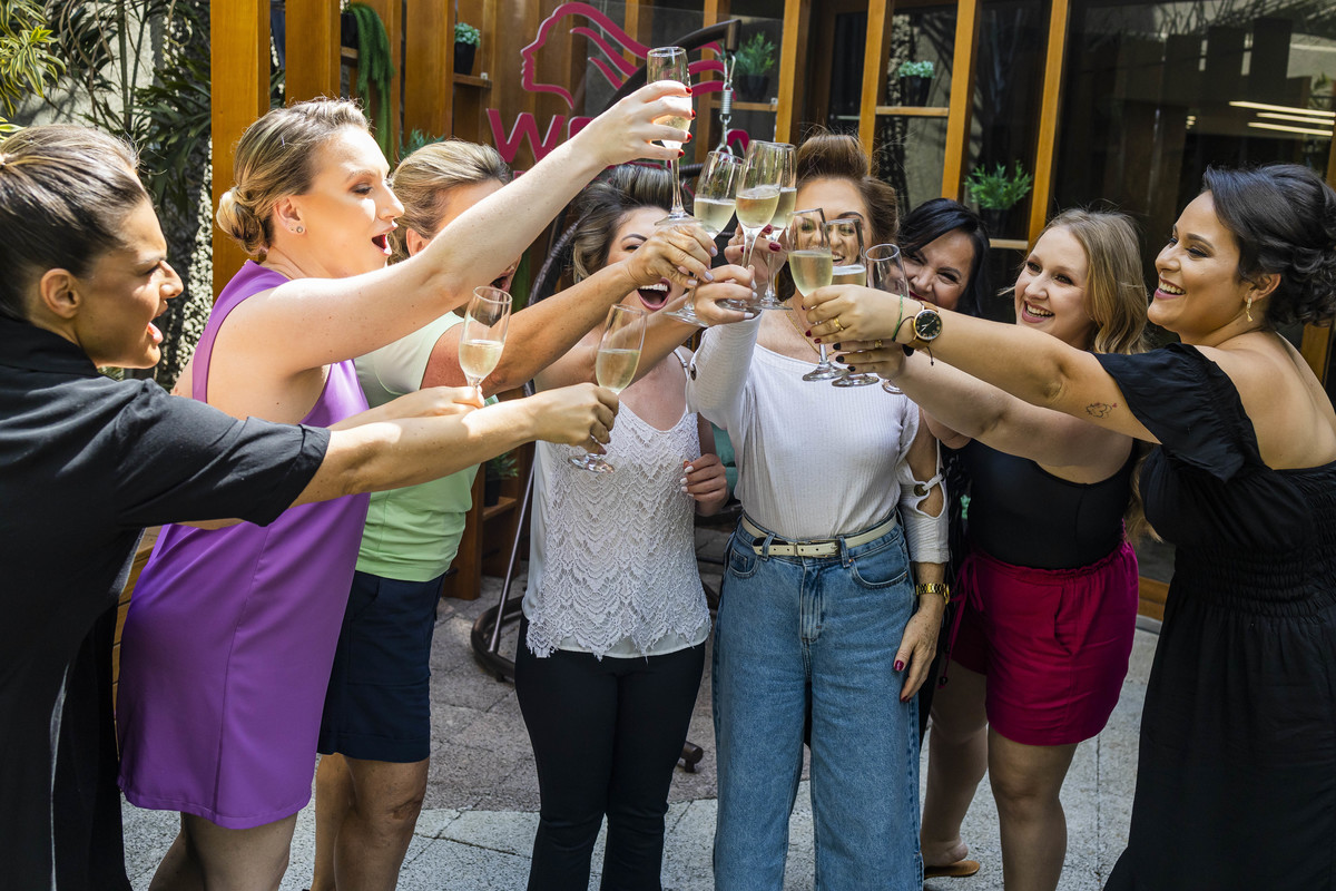 FOTOS CASAMENTO IGREJA CATOLICA MATRIZ VALINHOS SP CASAL DE NOIVOS PRISCILA E NETOR FESTA EM CLUBE ATLETICO VALINHENSE FOTOGRAFO DENIS SILVEIRA FOTOGRAFIA WEDDING PHOTOGRAPHY