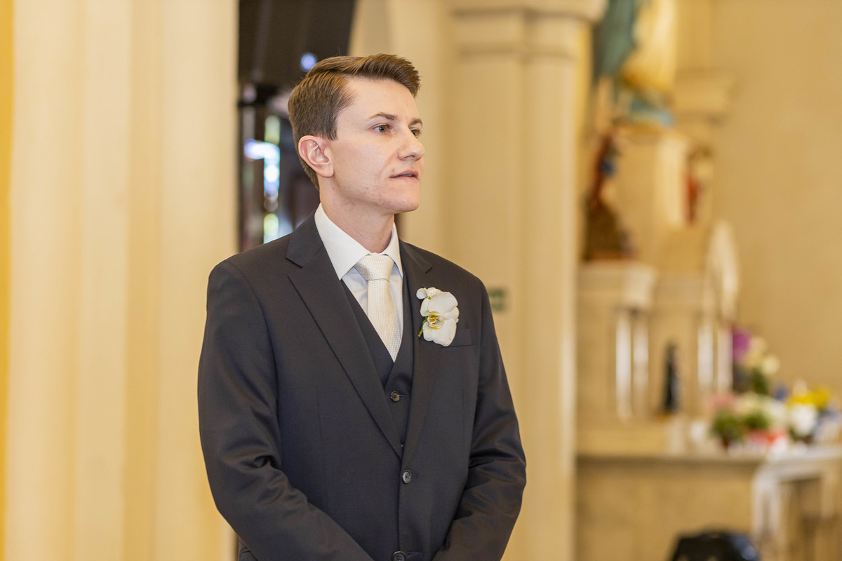 FOTOS CASAMENTO IGREJA CATOLICA MATRIZ VALINHOS SP CASAL DE NOIVOS PRISCILA E NETOR FESTA EM CLUBE ATLETICO VALINHENSE FOTOGRAFO DENIS SILVEIRA FOTOGRAFIA WEDDING PHOTOGRAPHY