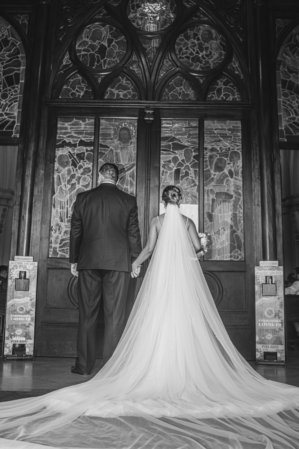 FOTOS CASAMENTO IGREJA CATOLICA MATRIZ VALINHOS SP CASAL DE NOIVOS PRISCILA E NETOR FESTA EM CLUBE ATLETICO VALINHENSE FOTOGRAFO DENIS SILVEIRA FOTOGRAFIA WEDDING PHOTOGRAPHY