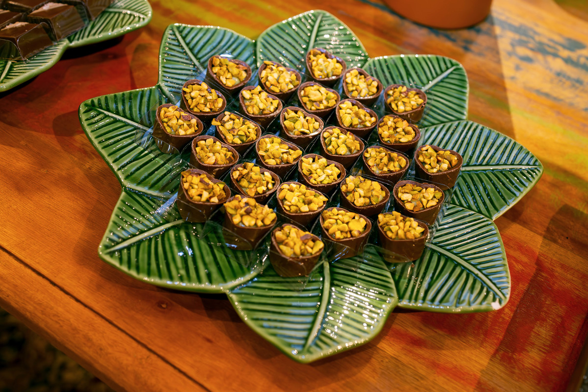 fotos cerimonia de casamento ao ar livre do casal de noivos Marcela e Daniel realizado na Casa Venamore na cidade de Valinhos SP pelo fotografo Denis Silveira Especializado em Casamentos