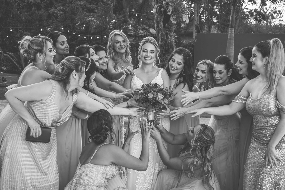 fotos casamento de dia na fazenda Dona Ines em Itatiba SP casal de noivos Michele e Rafael fotografia pelo fotografo Denis Silveira Especializado em Casamentos na fazenda