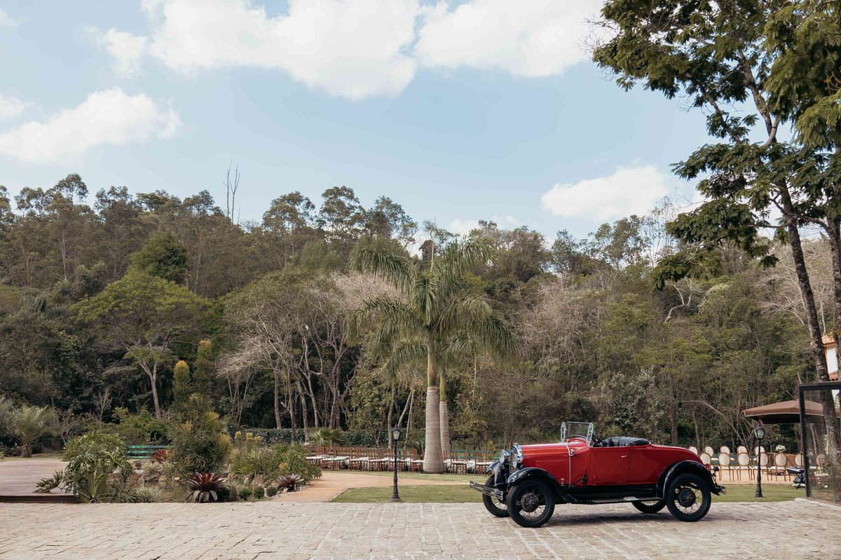 fotos casamento de dia na fazenda Dona Ines em Itatiba SP casal de noivos Michele e Rafael fotografia pelo fotografo Denis Silveira Especializado em Casamentos na fazenda