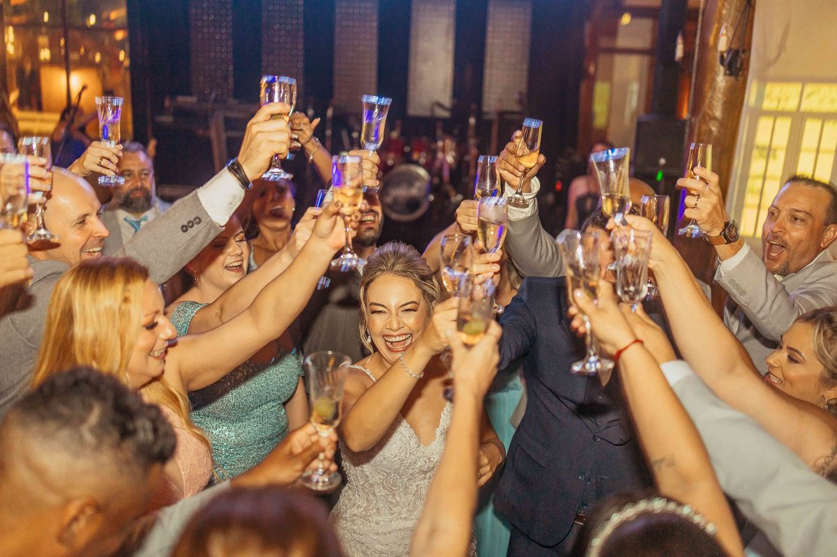 fotos casamento de dia na fazenda Dona Ines em Itatiba SP casal de noivos Michele e Rafael fotografia pelo fotografo Denis Silveira Especializado em Casamentos na fazenda